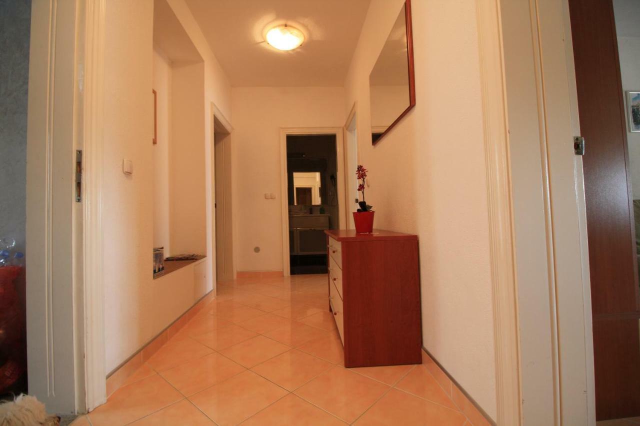 Apartment Dalmatien Traumhaus Makarska Exterior photo