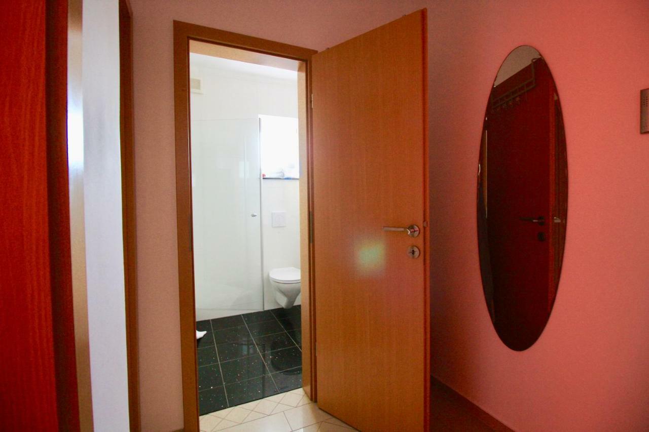 Apartment Dalmatien Traumhaus Makarska Exterior photo
