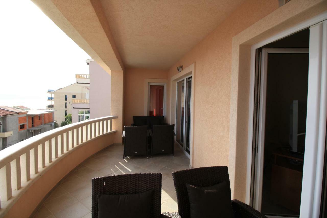 Apartment Dalmatien Traumhaus Makarska Exterior photo